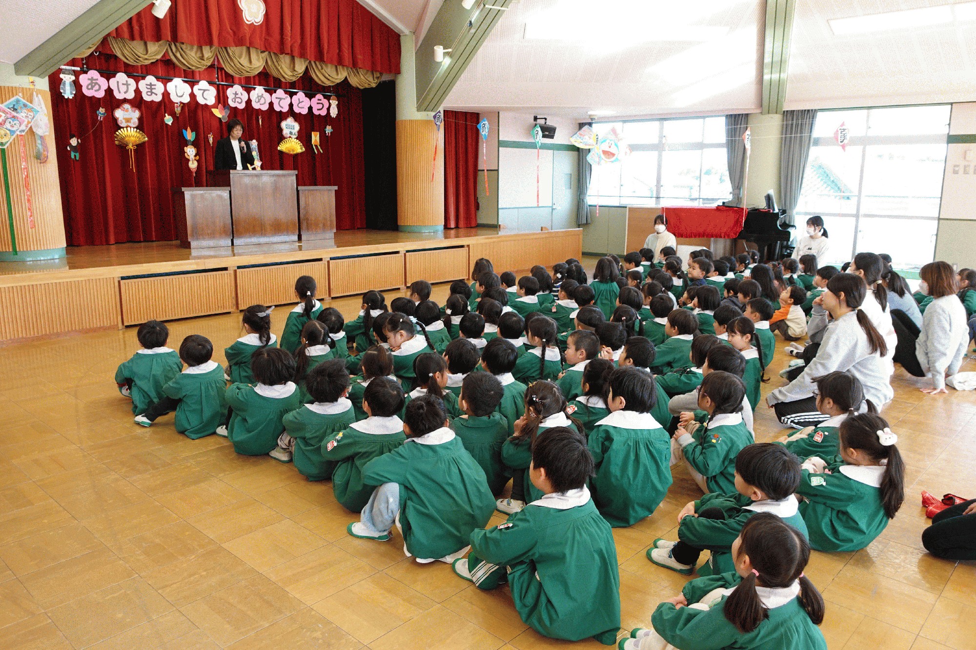 �R�w�����n�܂�܂���